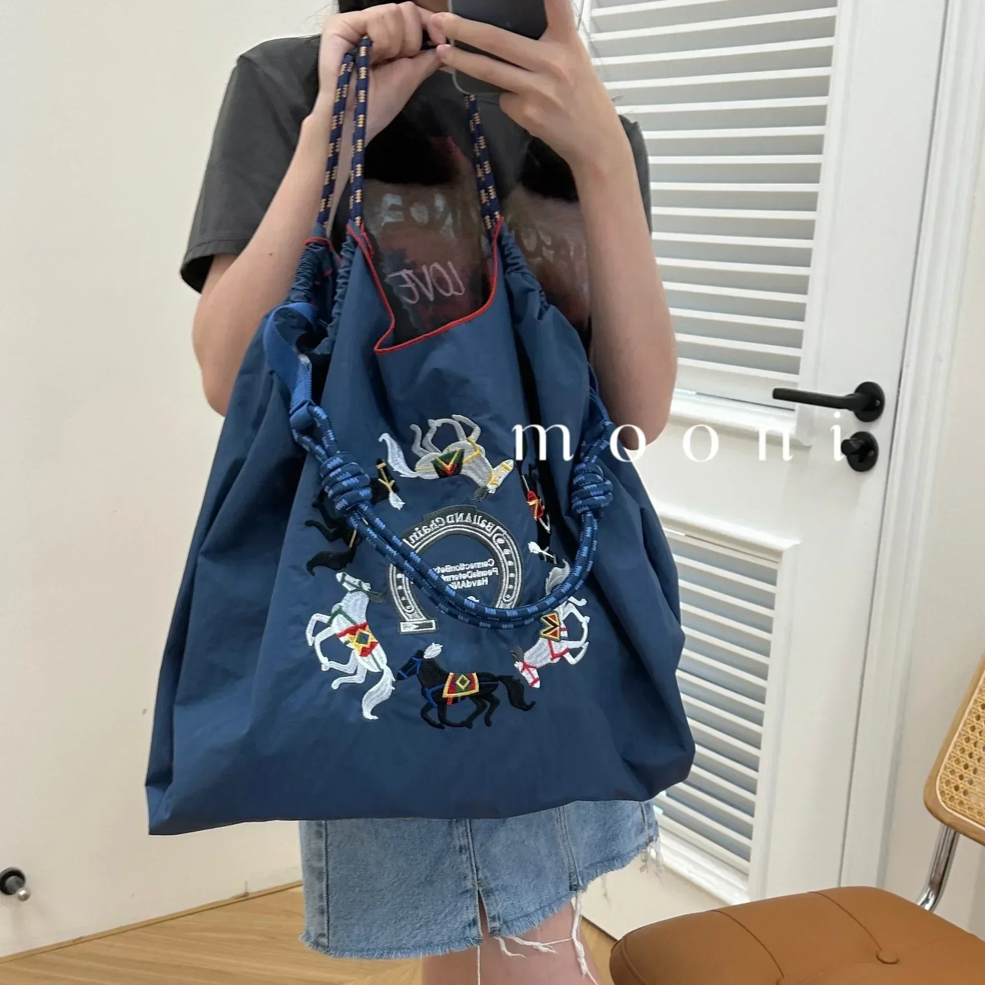 여성 핸드백 일본 볼 체인 자수 쇼핑백